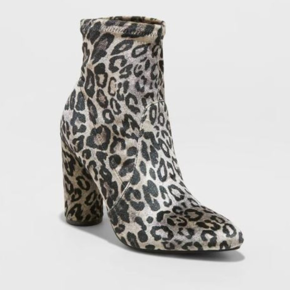 Shoes - Leopard print cylinder heeled boots-6